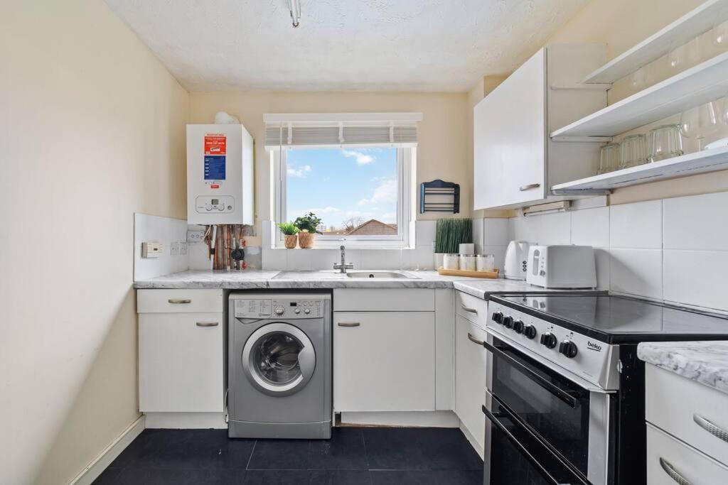 Cozy Apartment In Greater London - 1Br,1 Bath エクステリア 写真