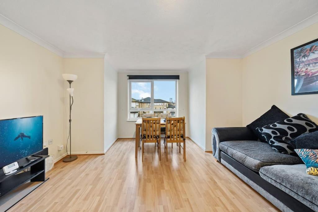 Cozy Apartment In Greater London - 1Br,1 Bath エクステリア 写真